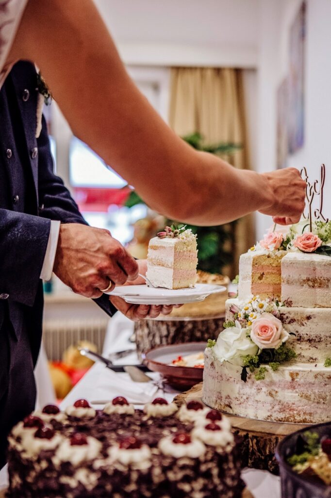 Erdbeer Topfen Torte als erstes Geschmackserlebnis vom Tortenbuffet