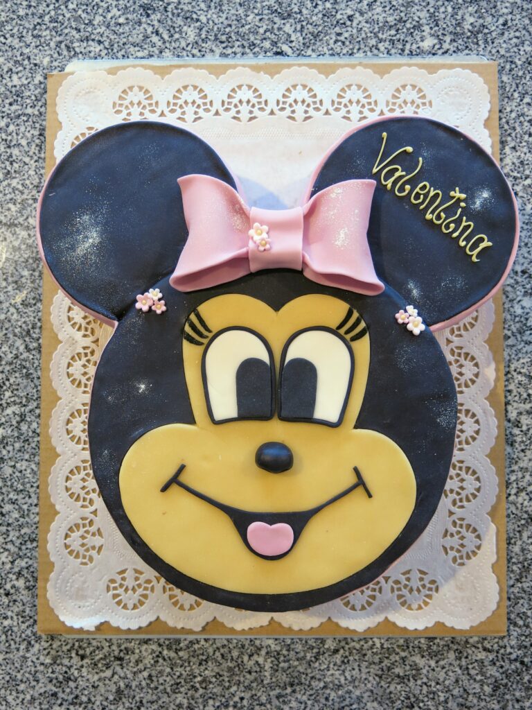 Minnie Maus Torte