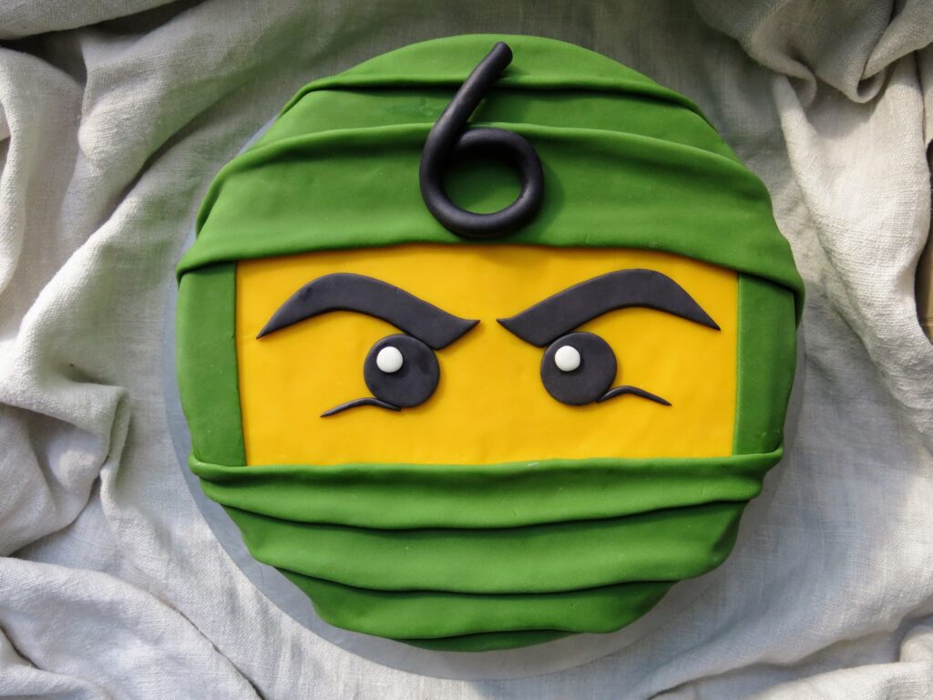 Ninjago Torte